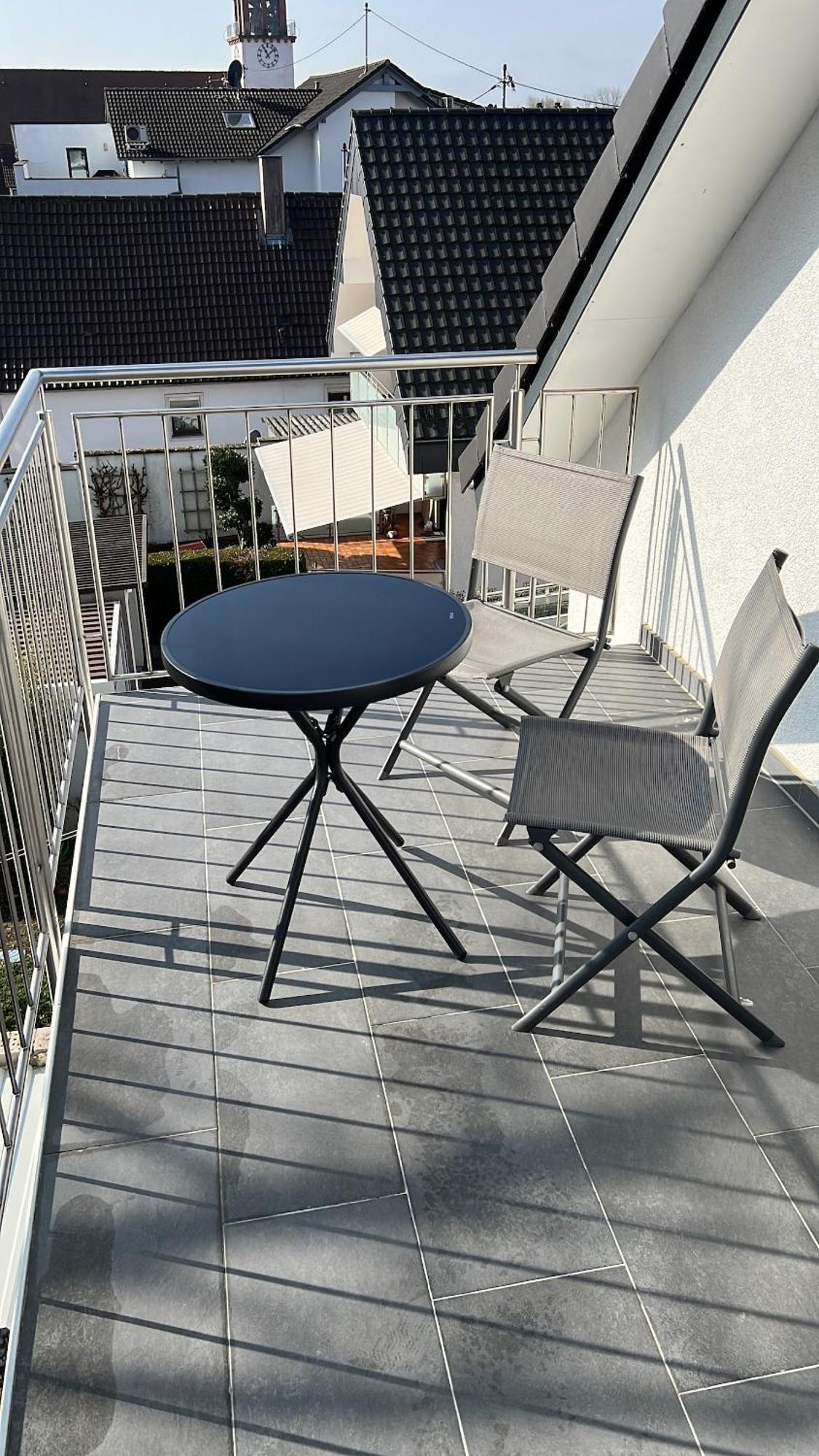 Charmantes Studio-Apartment Im Herzen Von Neureut - Fussbodenheizung, Regendusche, Waschmaschine, Stellplatz Καρλσρούη Εξωτερικό φωτογραφία